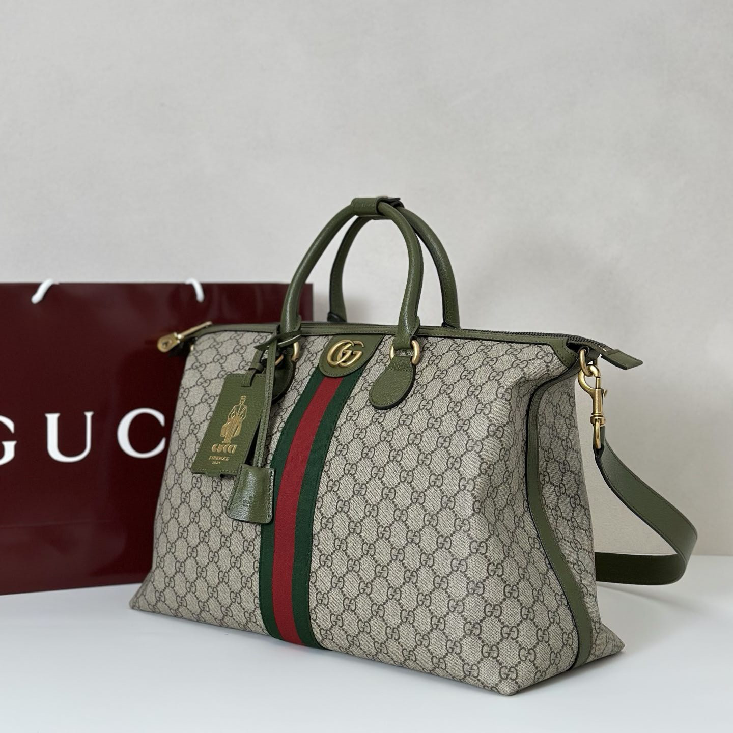 Gvc*1 savoy medium duffle bag 48x28x18cm