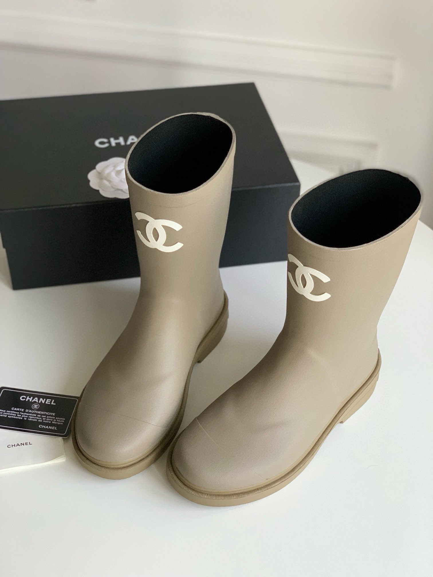 UA Ch**el Boots