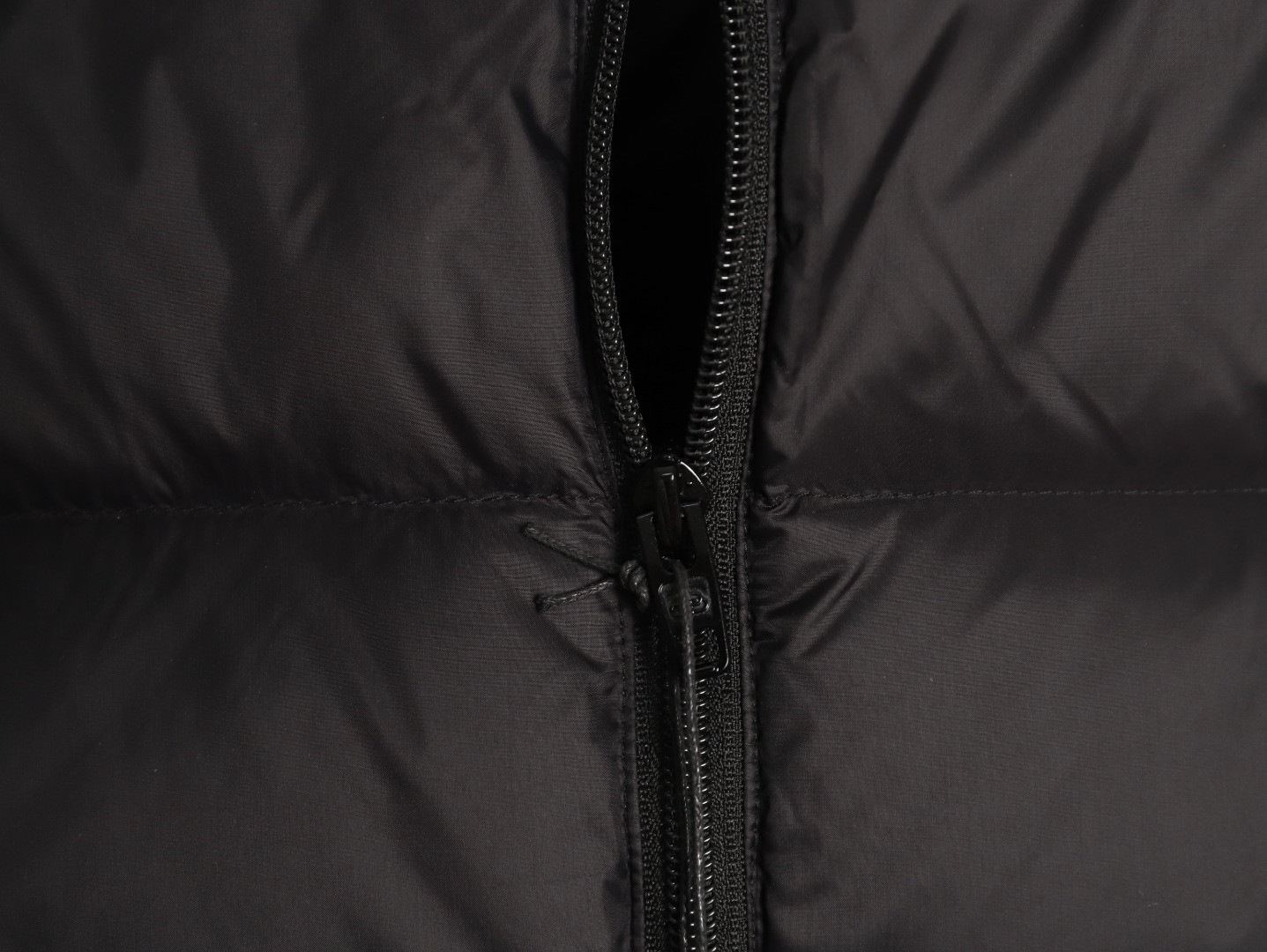 Ba1en*iaga BLCG Puffer Vest