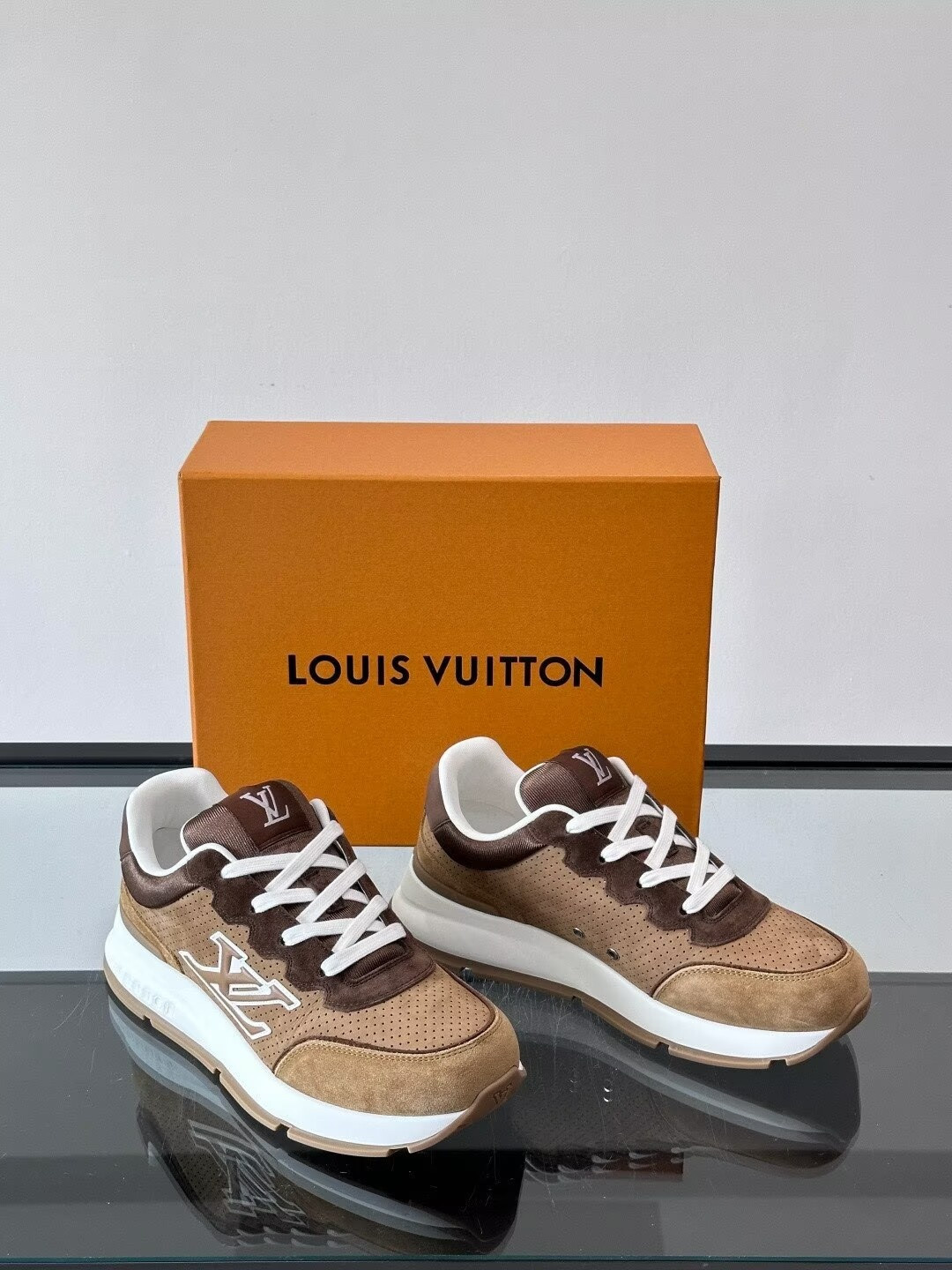 UA LV Classic Sneaker