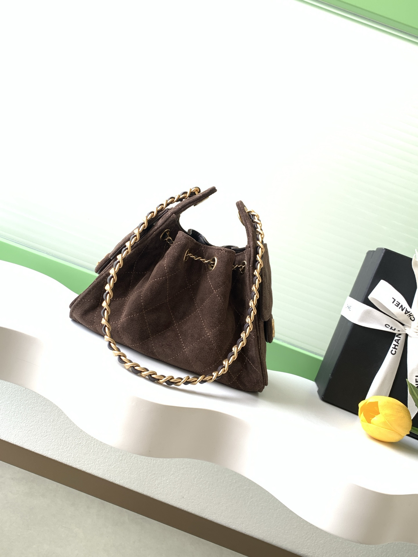 CHANEL 25C Bucket Bag 20x22x12.5cm
