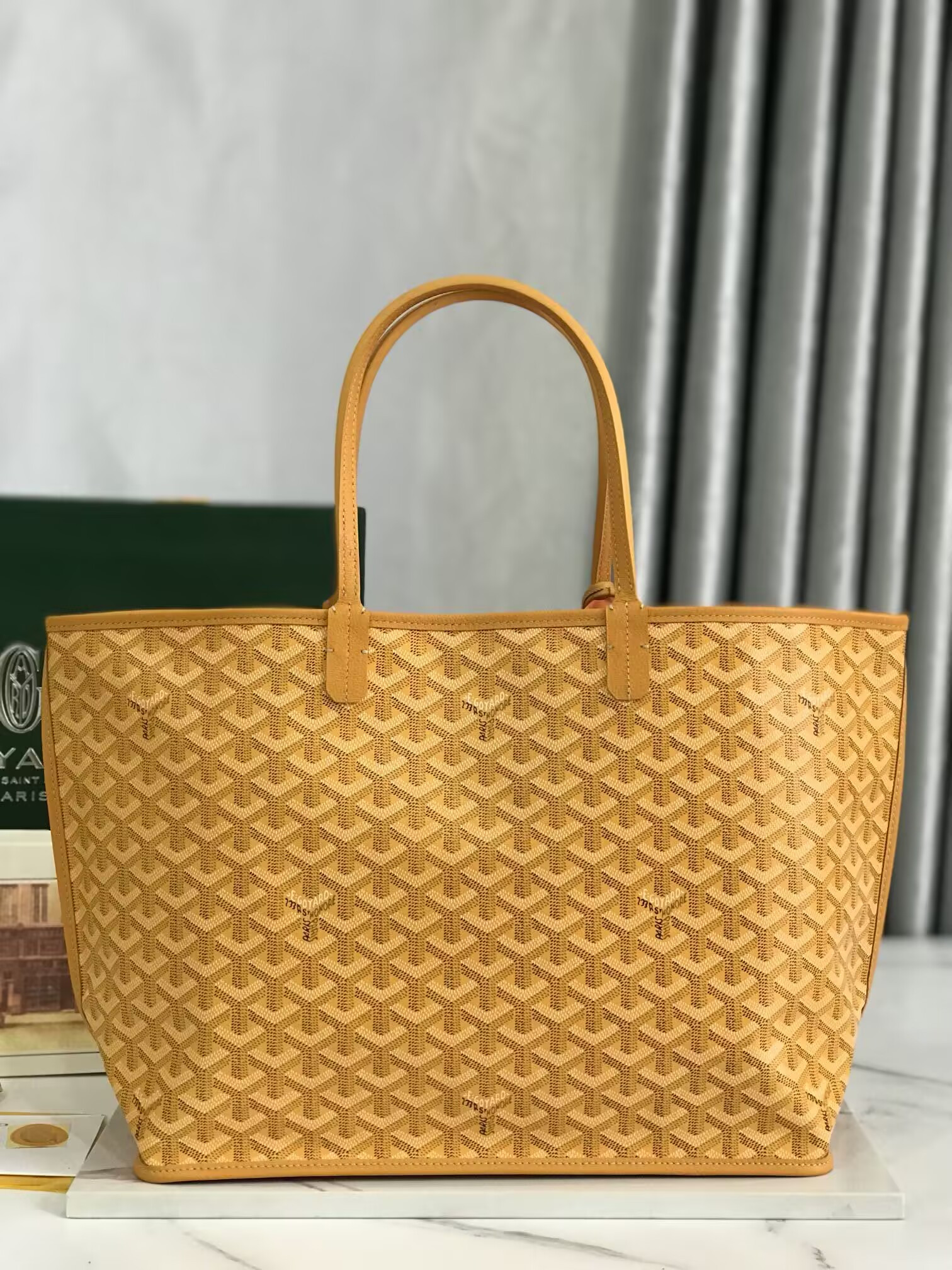 Goyard Anjou GM Bag 39x32x19cm