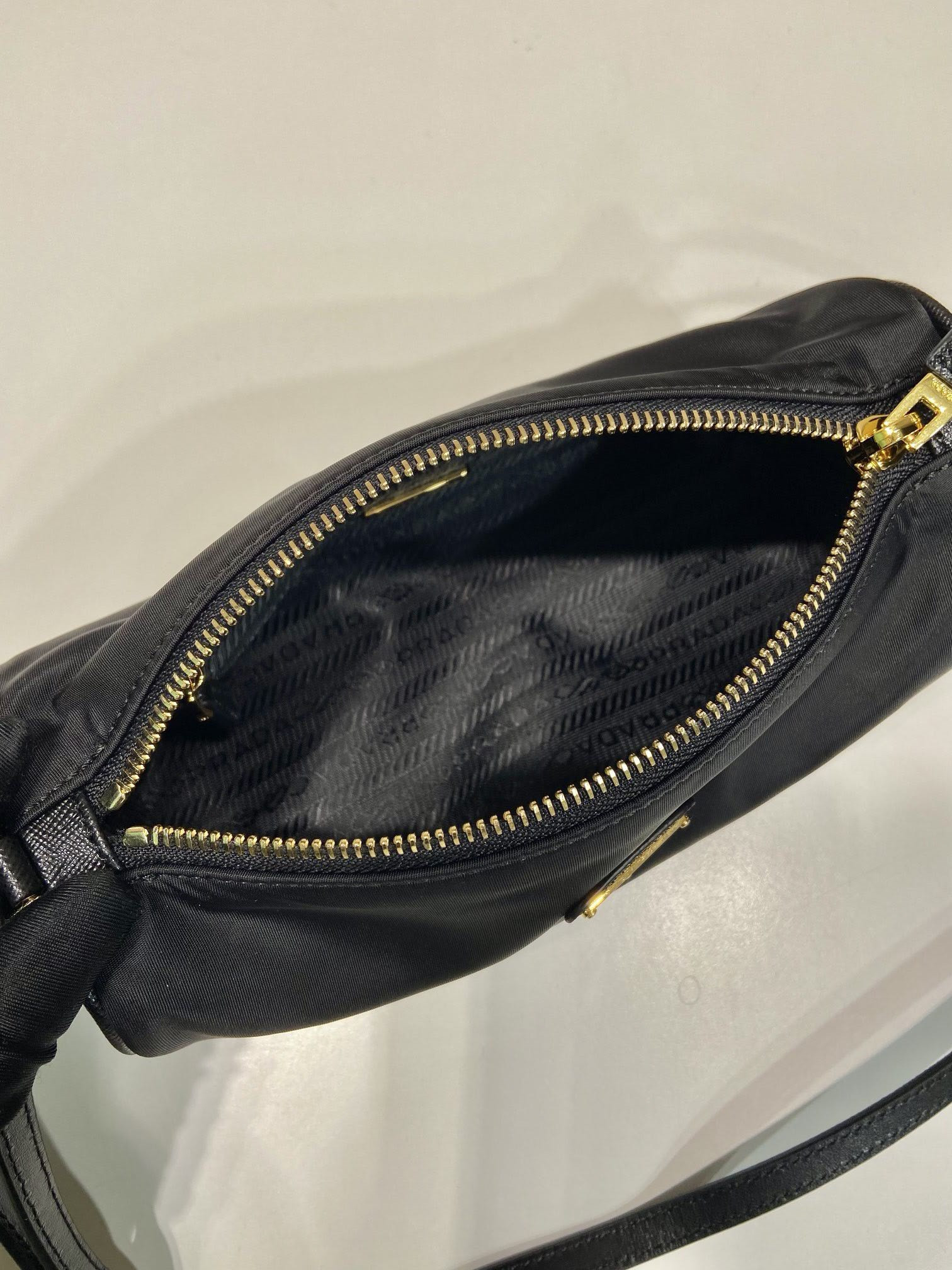 Prada Re-Nylon Pouch 22x9x7.5cm
