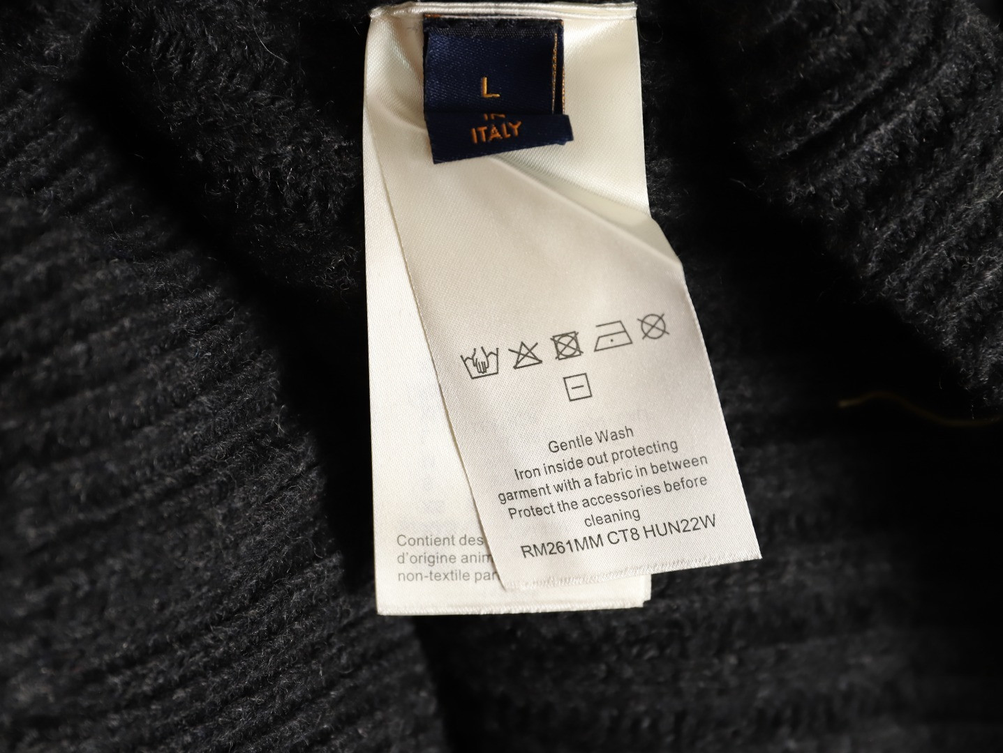 l0vis Vvtt0n jacket