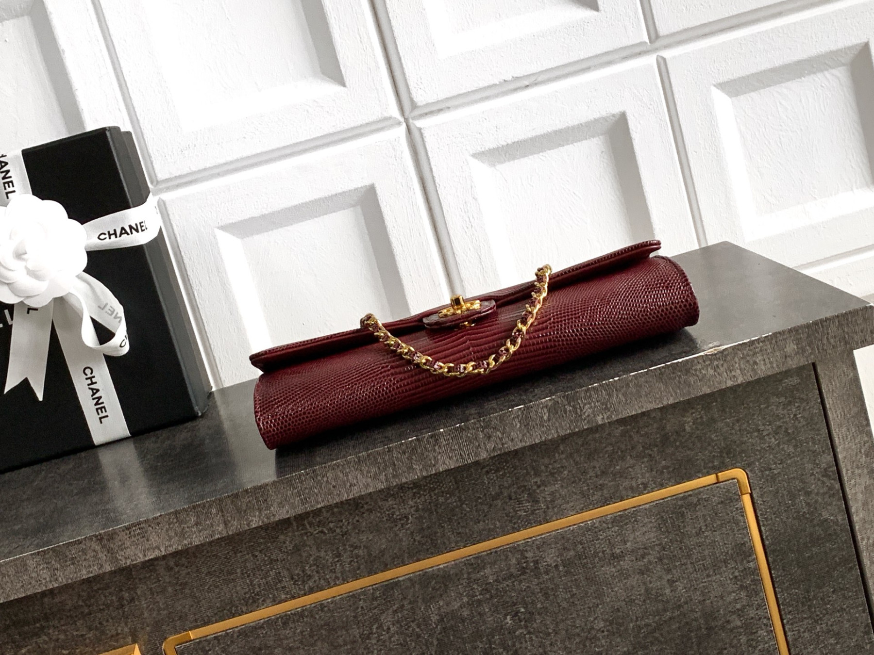 Chanel Clutch with chain AP5280 9.5x25x5cm