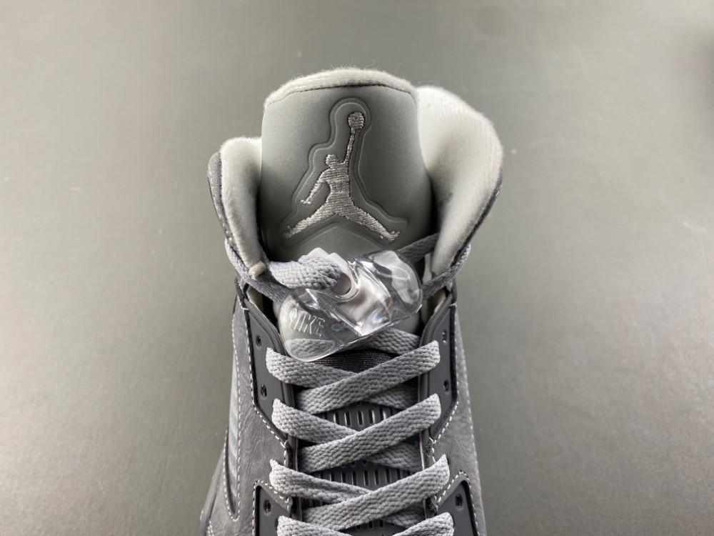 UA AIR Jordan 5 Retro "Wolf Grey"