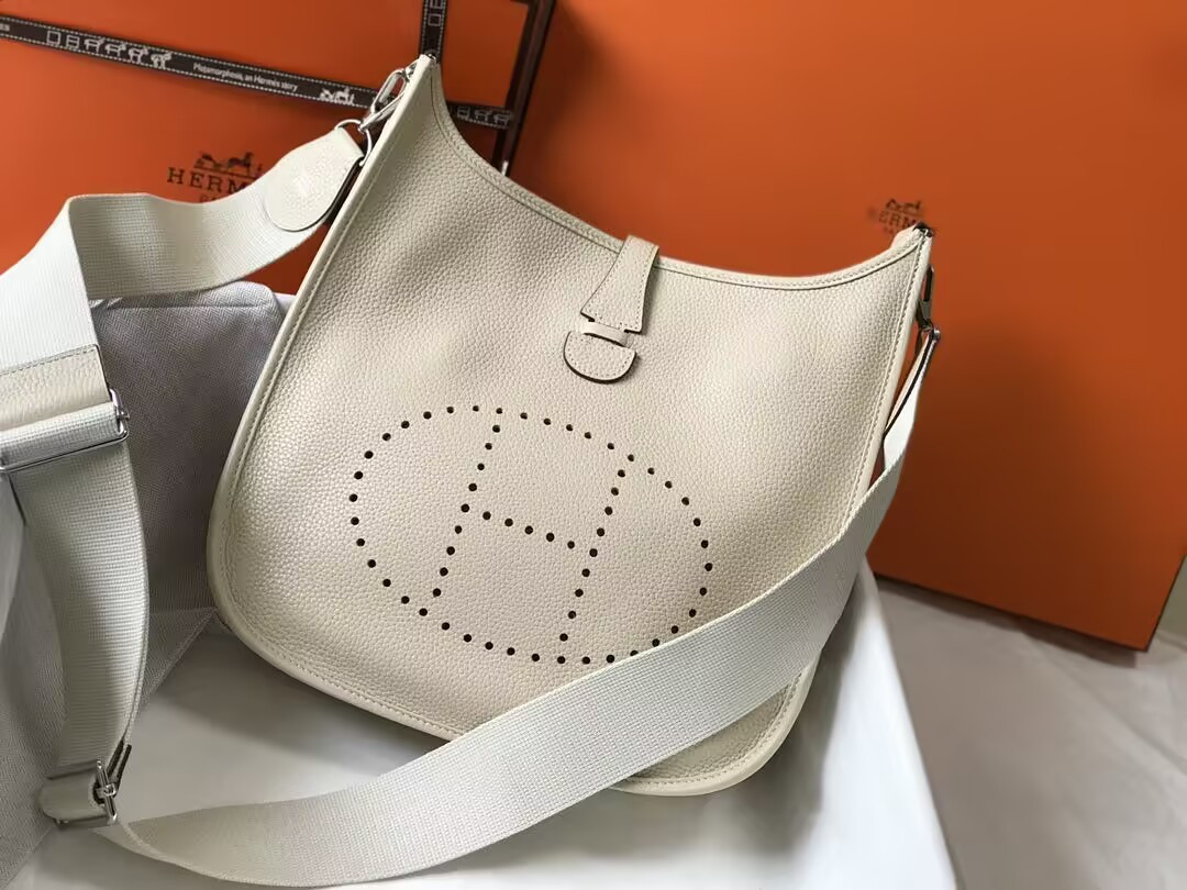 Hermès Evelyne Bag 28cm