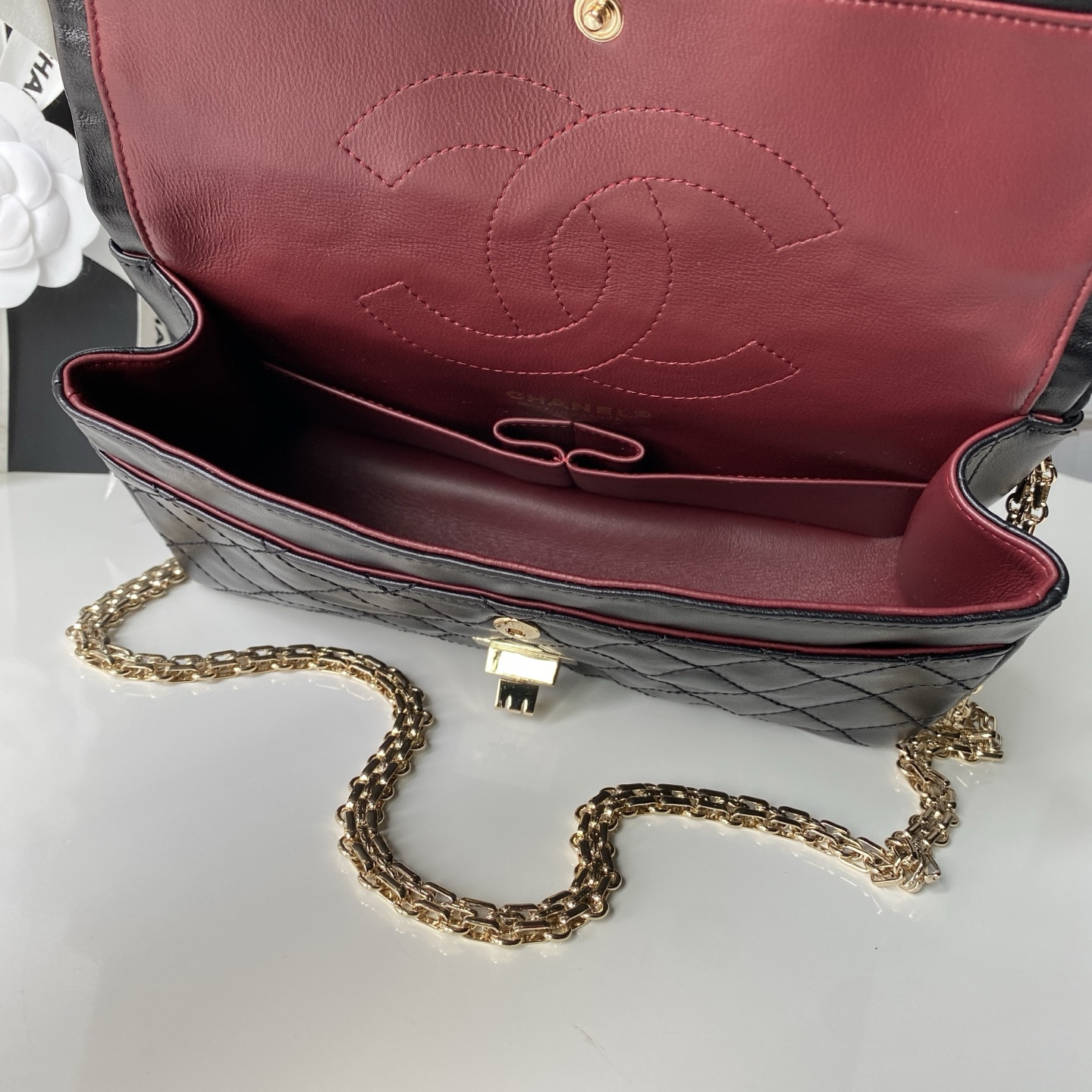 Chanel 2.55 Handbag A37586 16x24x7.5cm