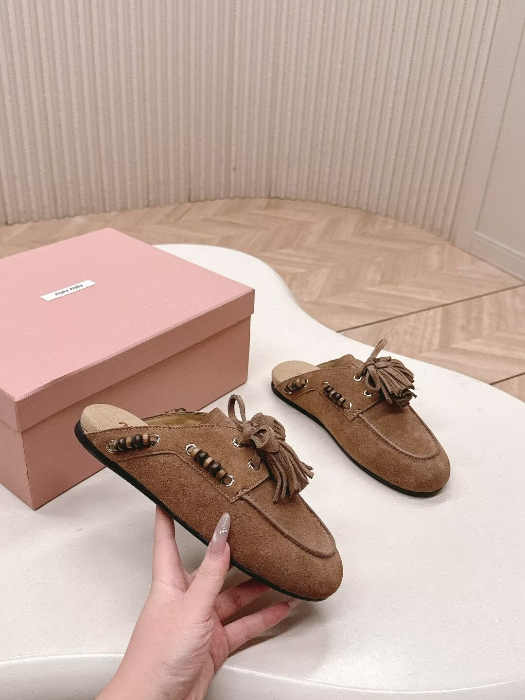 ua M1v M1v tassel mules