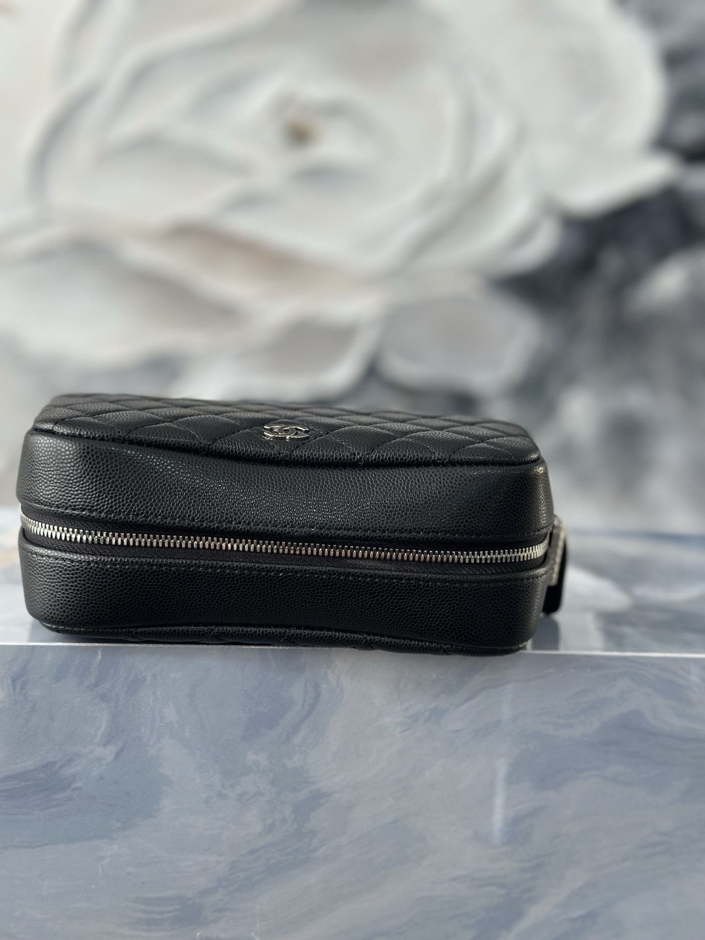 Chanel Quilted Cosmetic Bag Silver Hardware A31102 18.5x6x11cm
