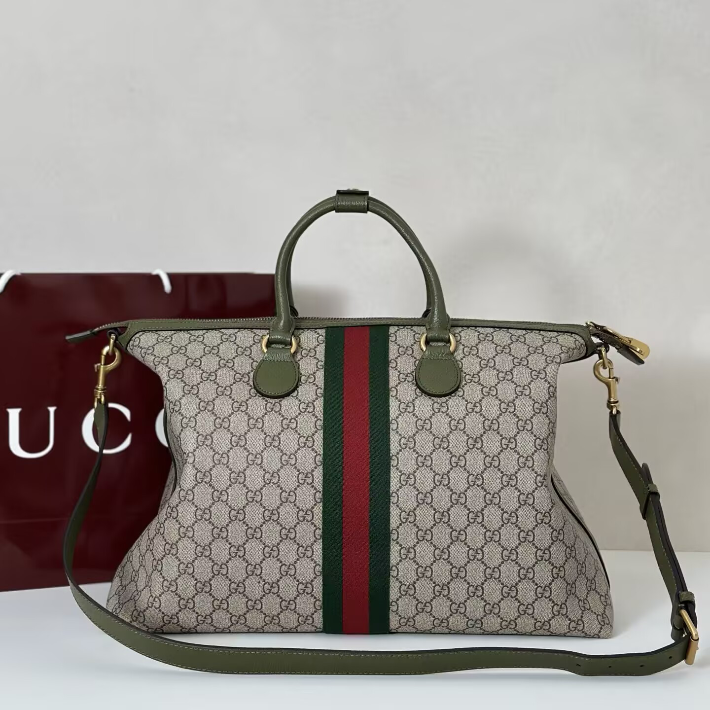 Gvc*1 savoy medium duffle bag 48x28x18cm