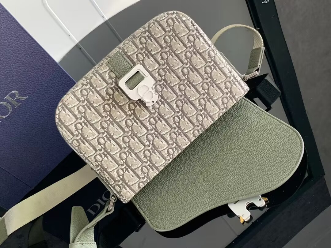 D10r Saddle Messenger Bag 23x18x6cm