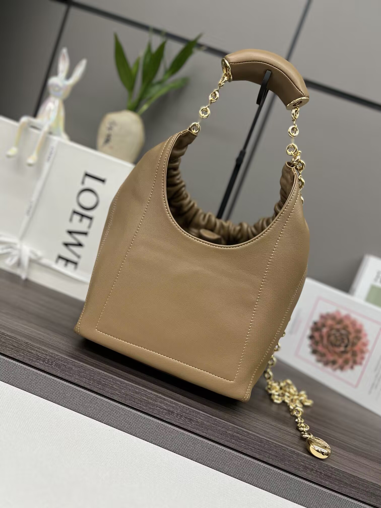 LOEWE Small Squeeze bag in mellow nappa lambskin 29x10.5x24cm