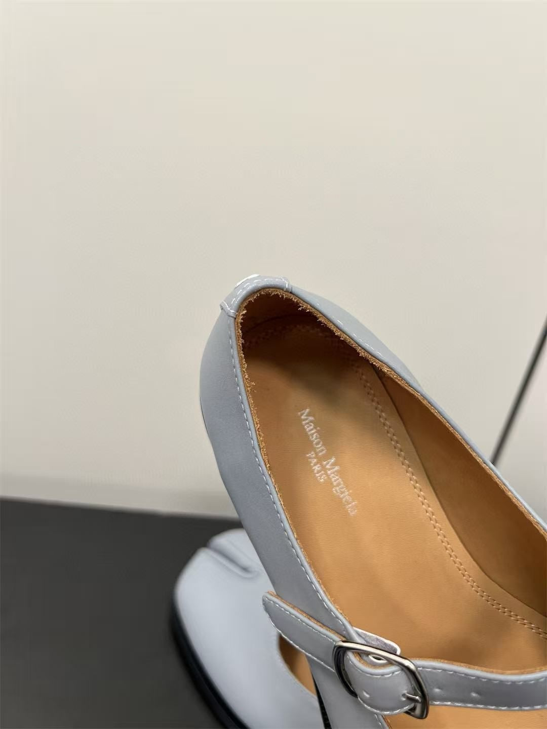 UA Ma1s0n Marg*e1a Mary Jane Shoes