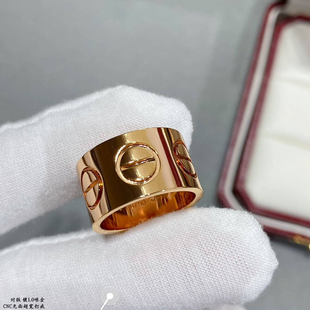 Ca*t1er polished extra wide LOVE nail ring