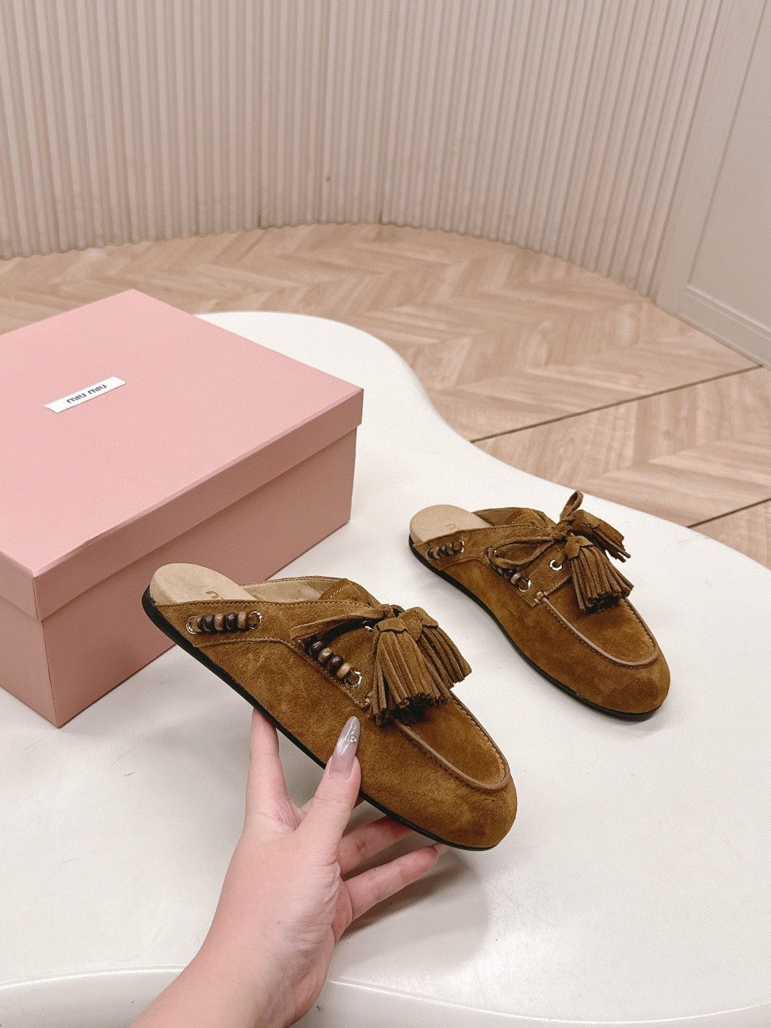 ua M1v M1v tassel mules