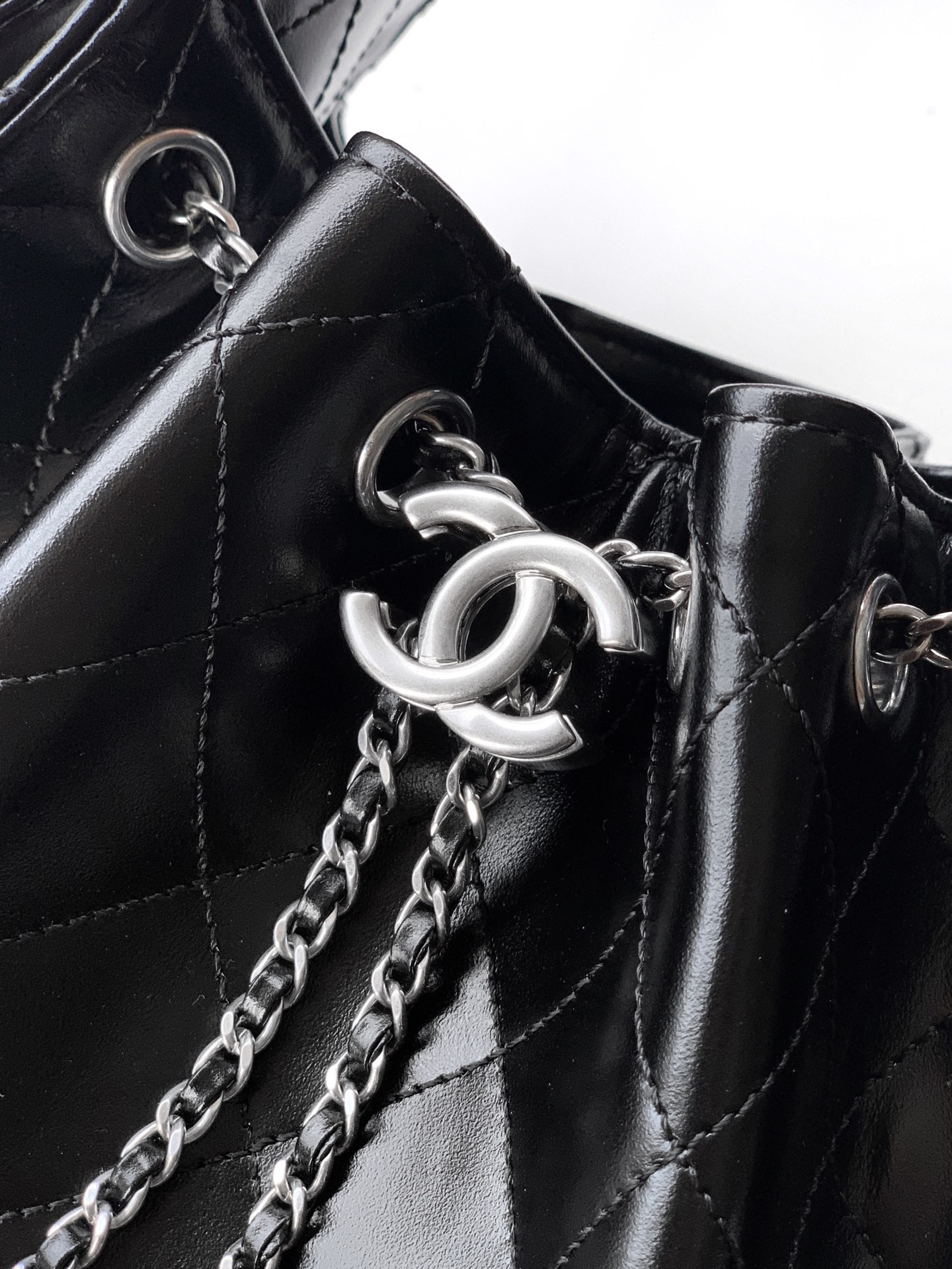 CHANEL 25C Bucket BAG Oil Wax Leather 30x26x14cm