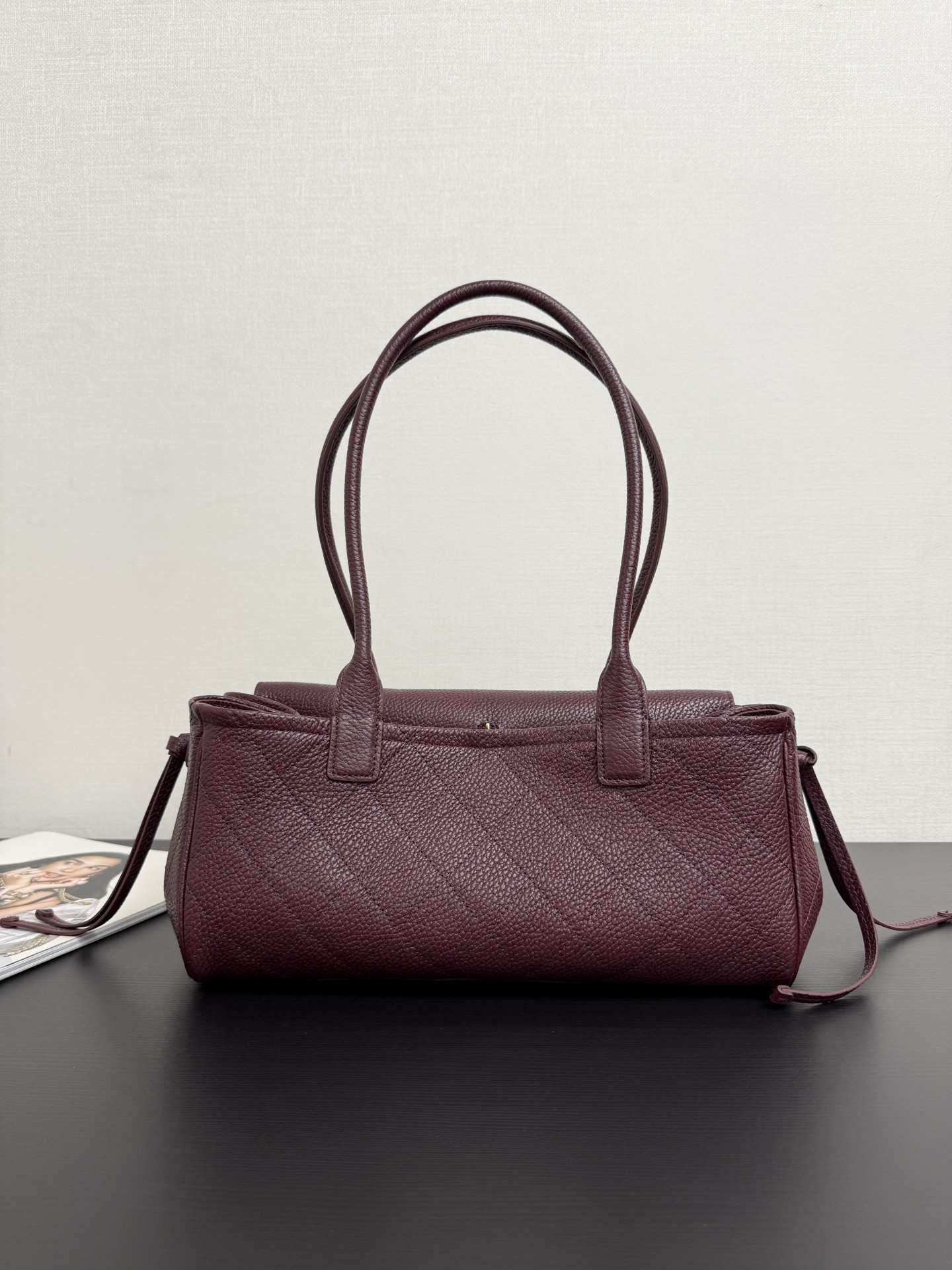 Chanel Small Tote AS6288 15x31x12cm