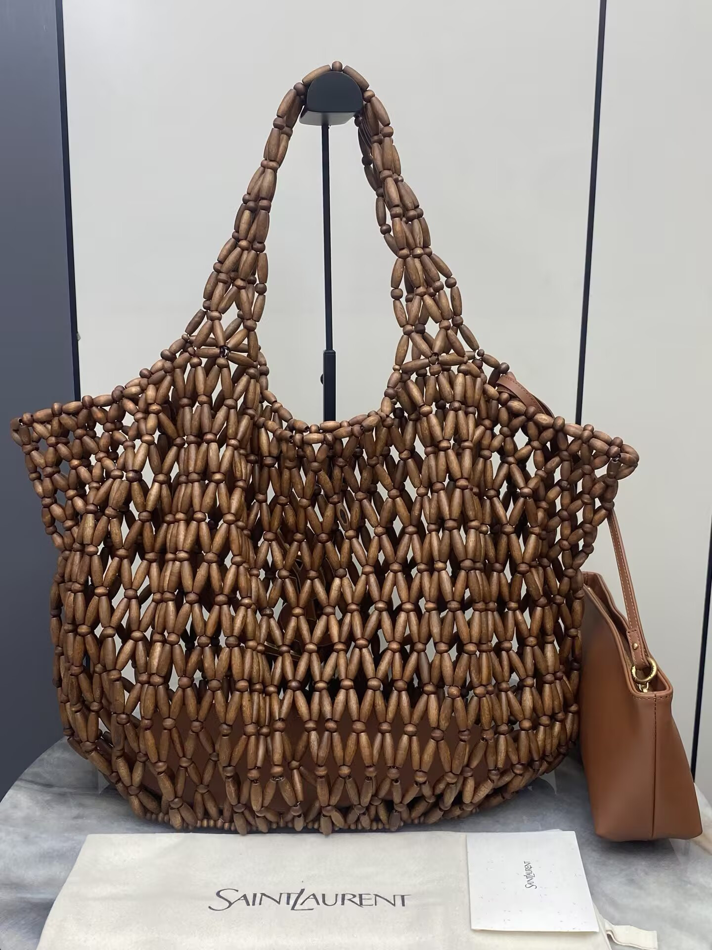 YSL ICARE Medium in Wood Beads 31-46x28x16cm