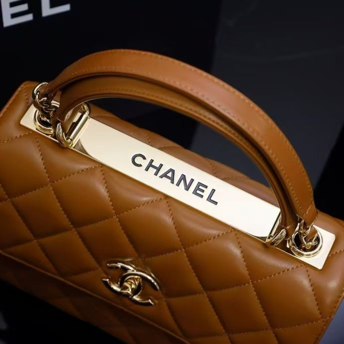 CHANEL FLAP BAG WITH TOP HANDLE 17x25x12cm