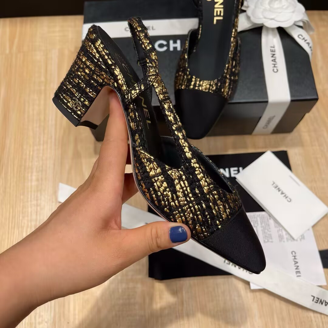 ua Ch**el slingbacks