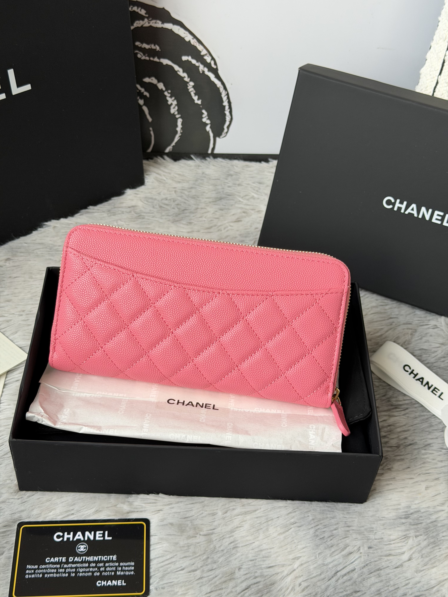 Chanel Zip Around Wallet 80758 10x19x3cm