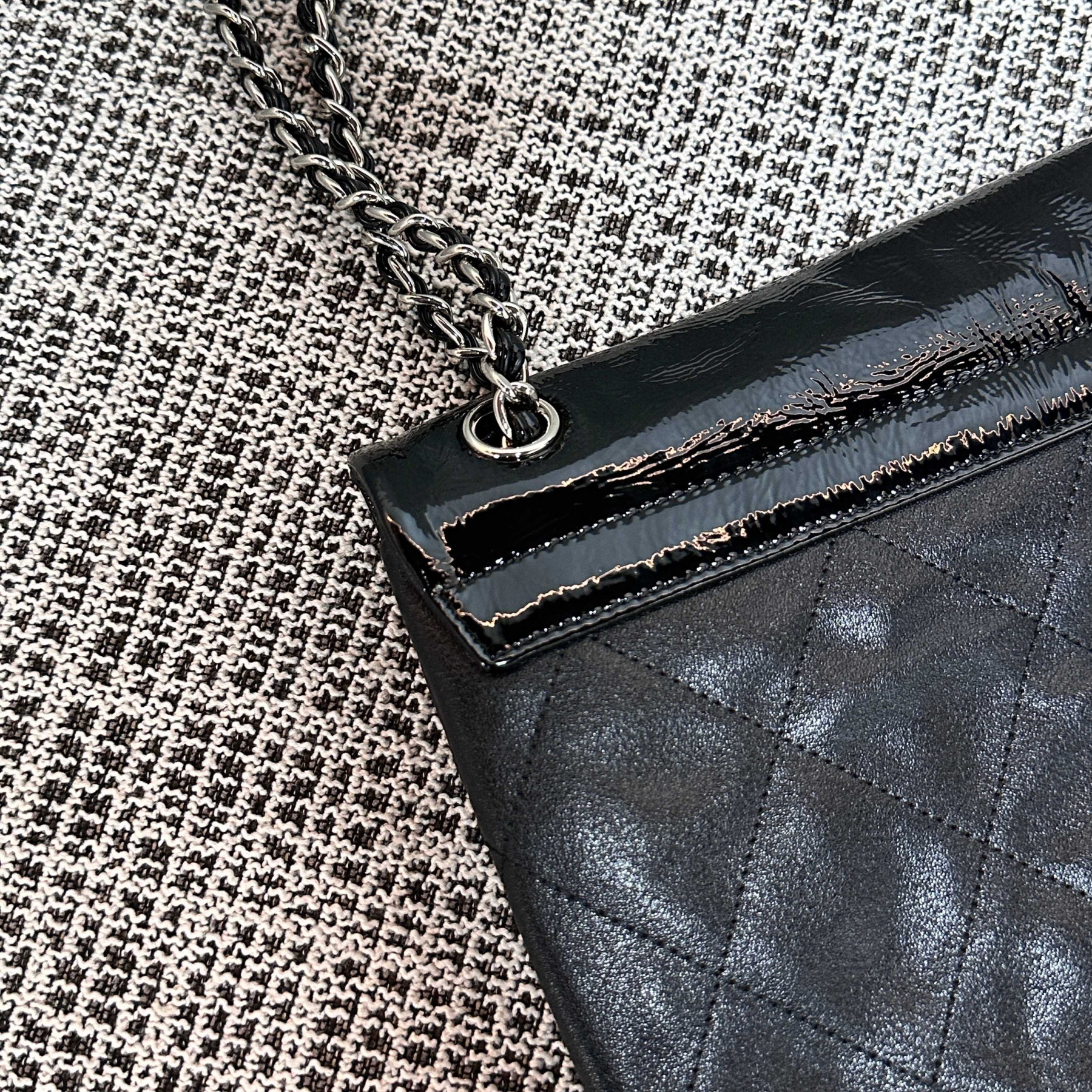 Chanel Hobo Bag 33x30x5cm