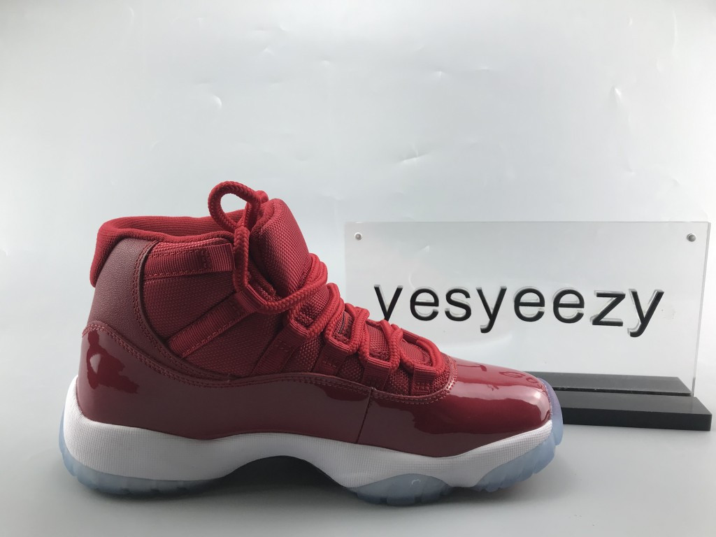 UA AIR JORDAN 11 RETRO "WIN LIKE