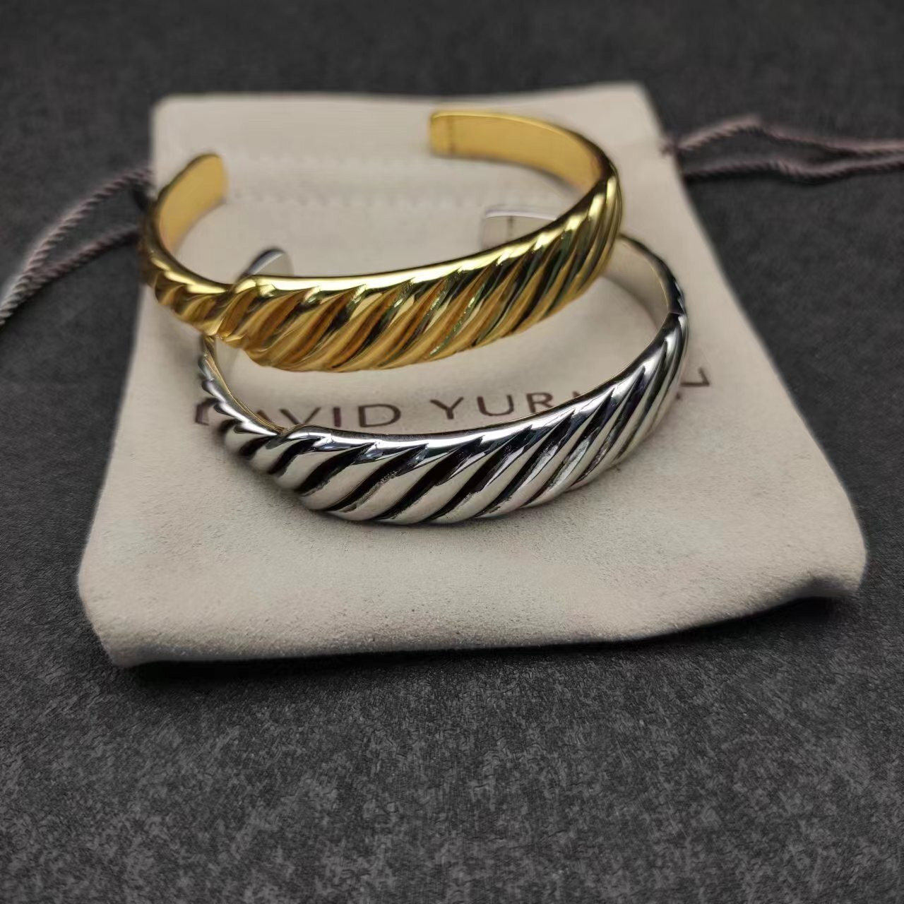 dau1d Yvrm*n 12.9mm bracelet(wrist circumference 15-20cm)