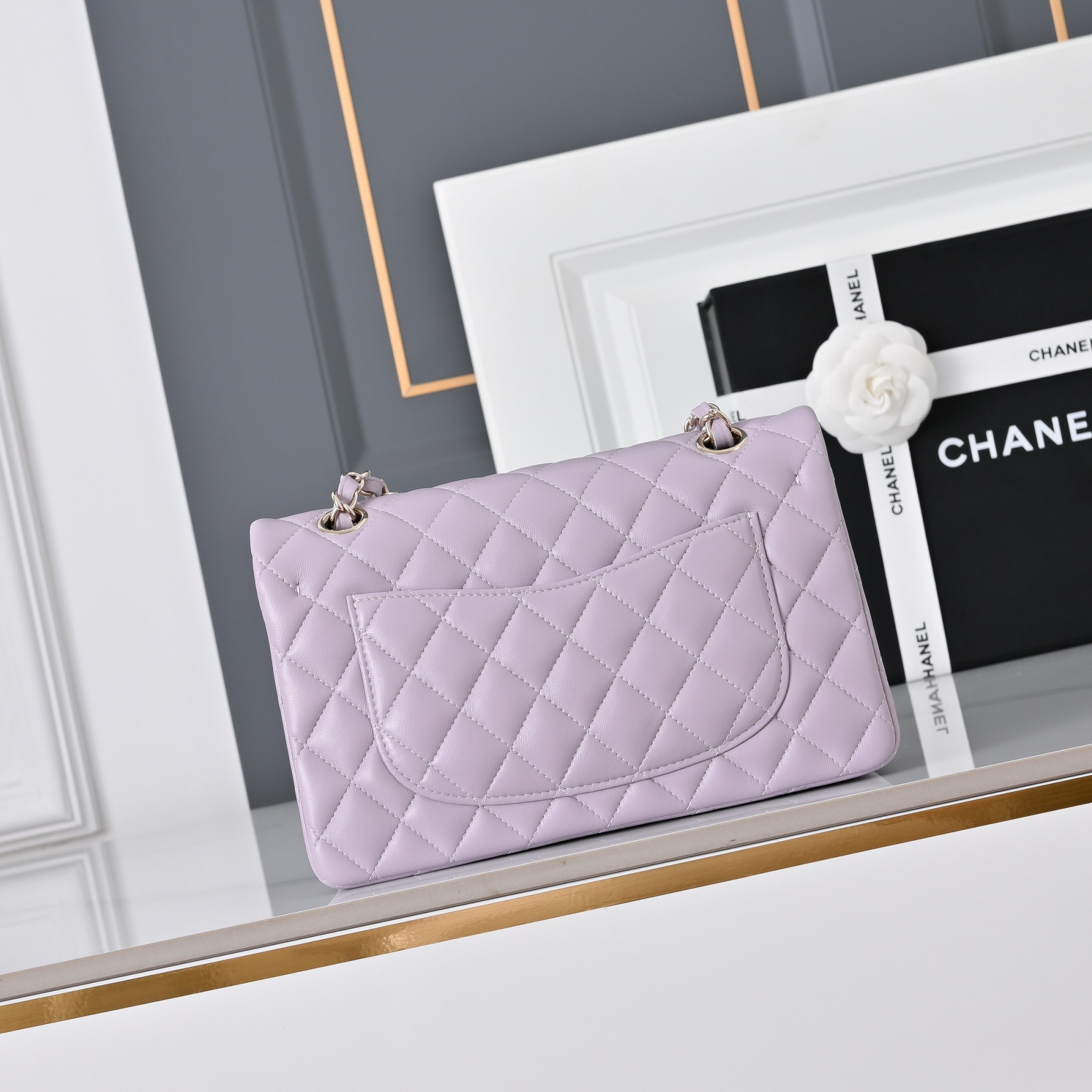 Chanel Classic Flap handbag Light purple with light gold hardware A01113 23x14.5x6cm