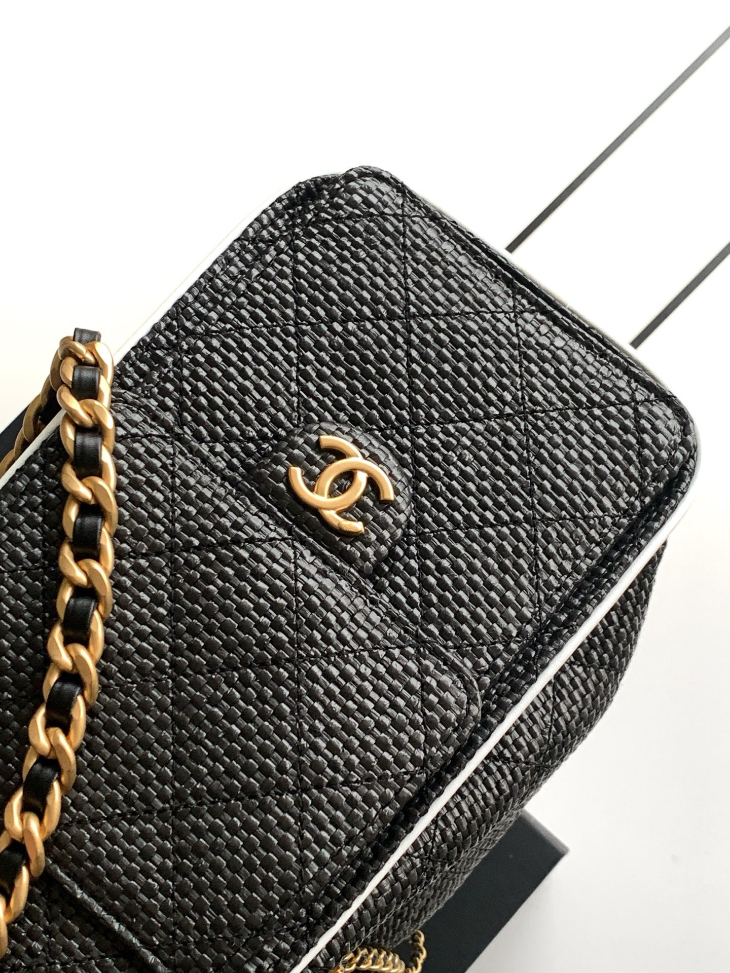 CHANEL Kleine Chanel 25 tas AS5631 30x26x14cm