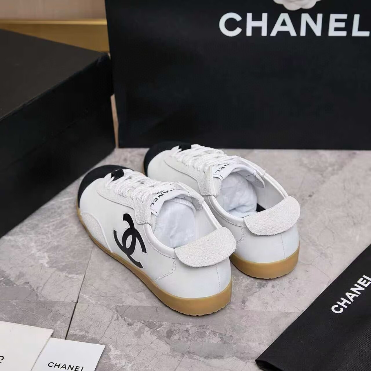ua Ch**el trainers sneakers