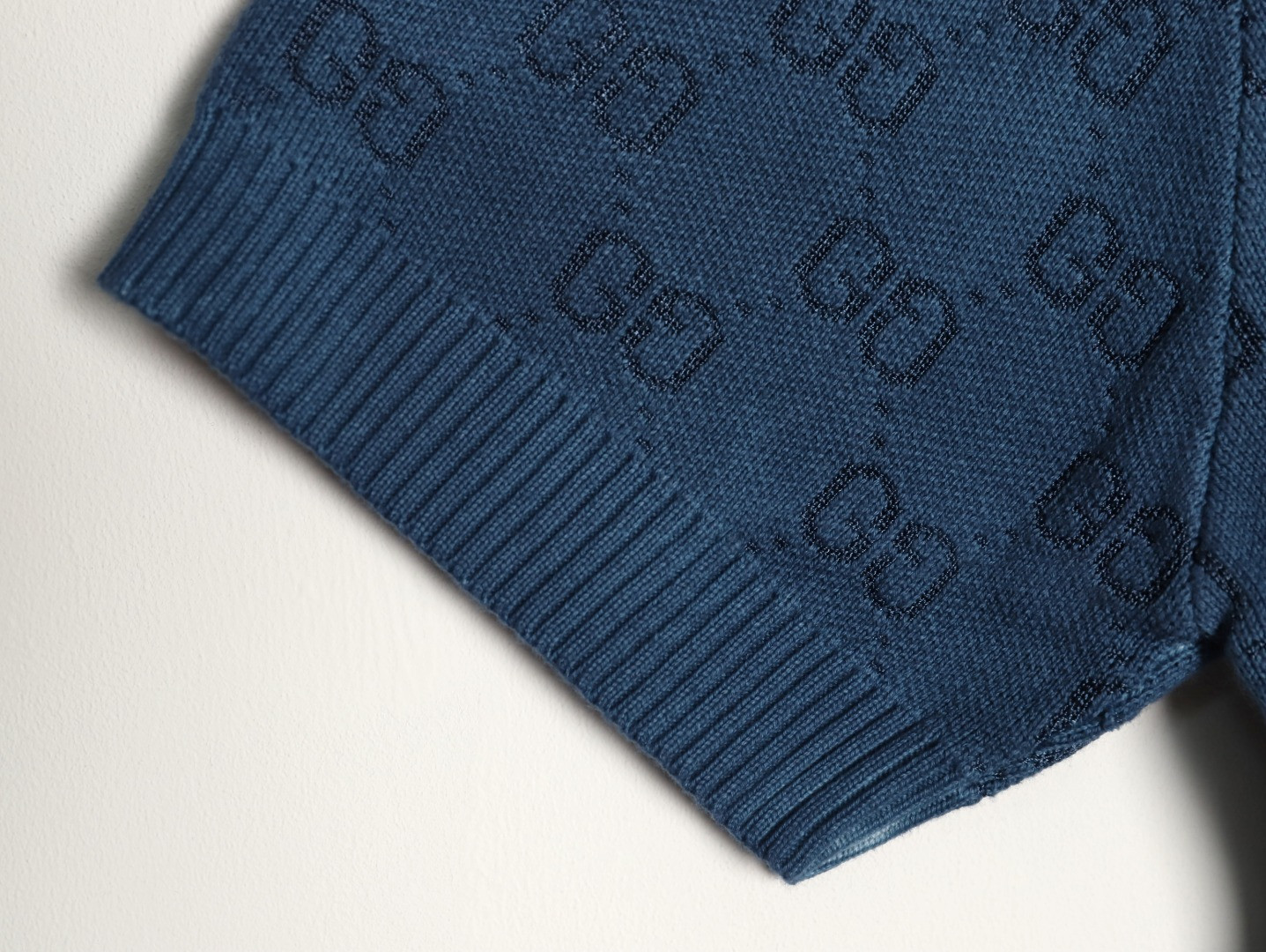 Gvc*1 knitting short-sleeved polo shirt