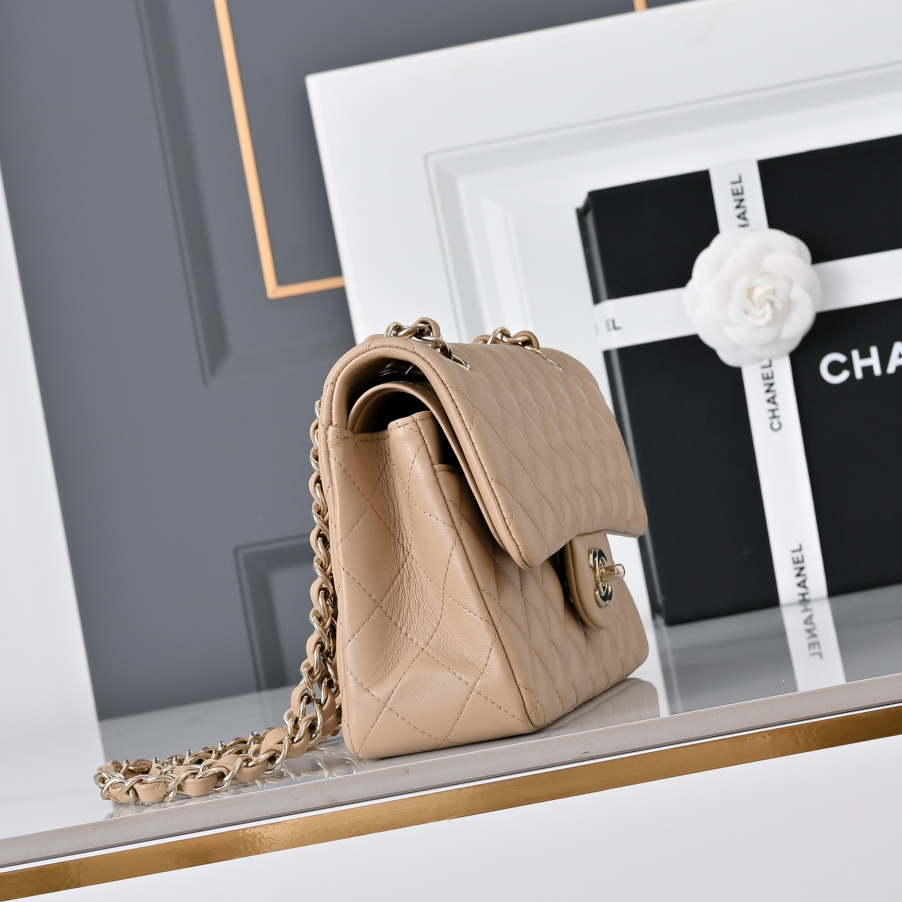Chanel Classic Flap Handbag CF A01113 23x14.5x6cm