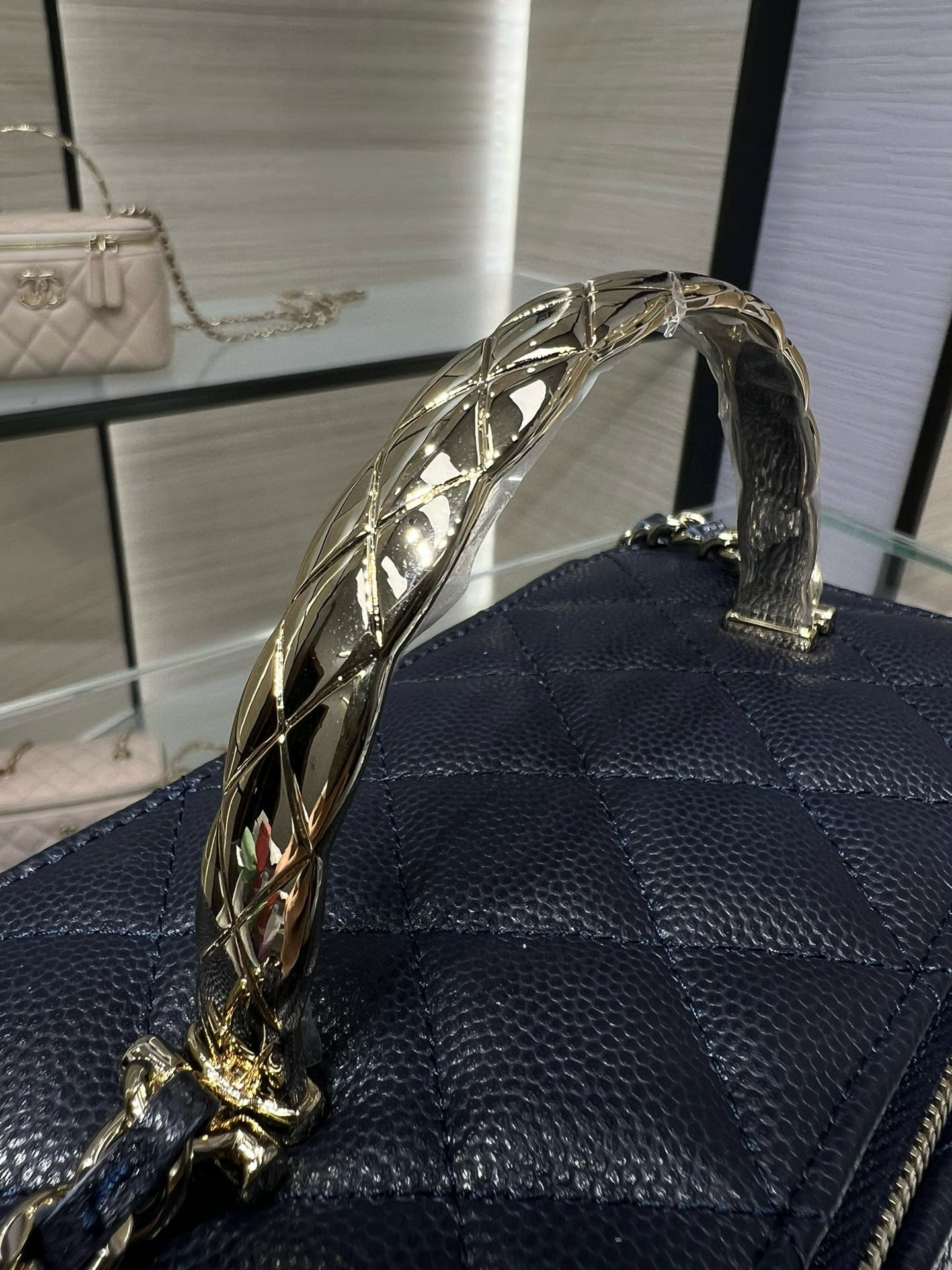 Chanel Clutch With Chain Deep Blue AP4590 17x9.5x8cm