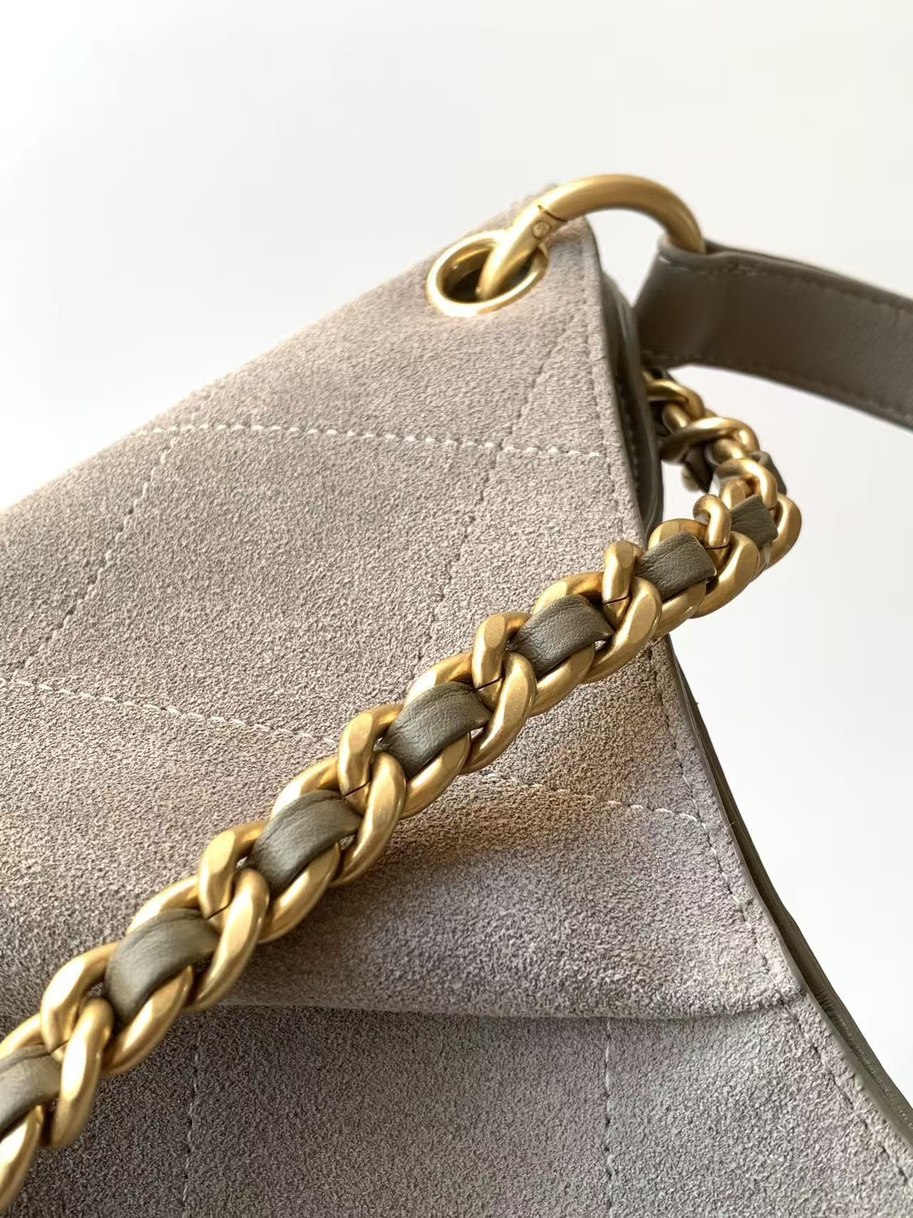Chanel Hobo Bag AS5978 29x35x13cm