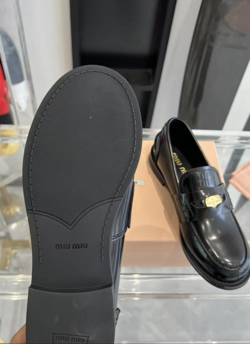 ua M1v M1v leather loafers