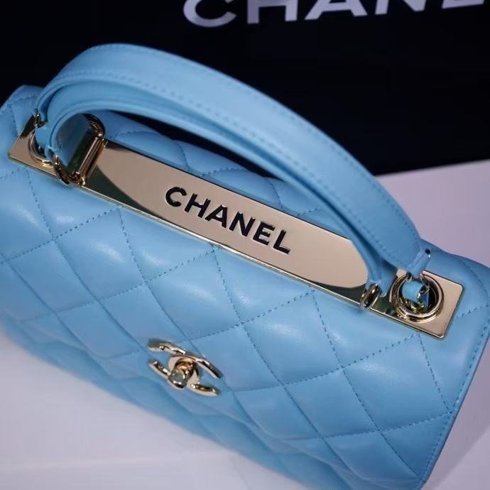 CHANEL FLAP BAG WITH TOP HANDLE 17x25x12cm