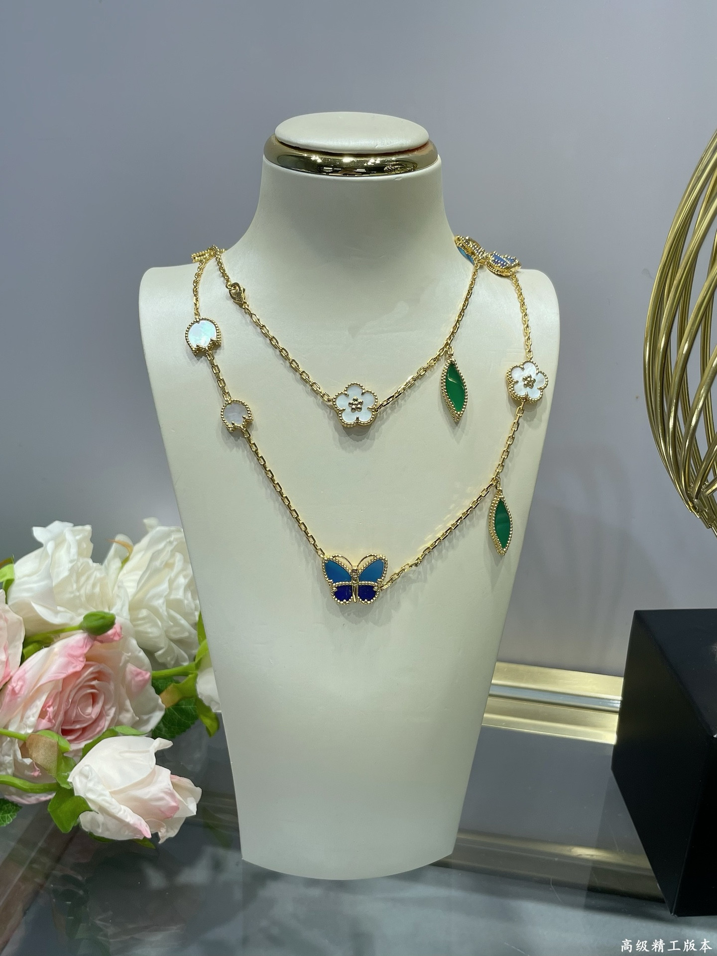 V*n Cl**f & arpels necklace