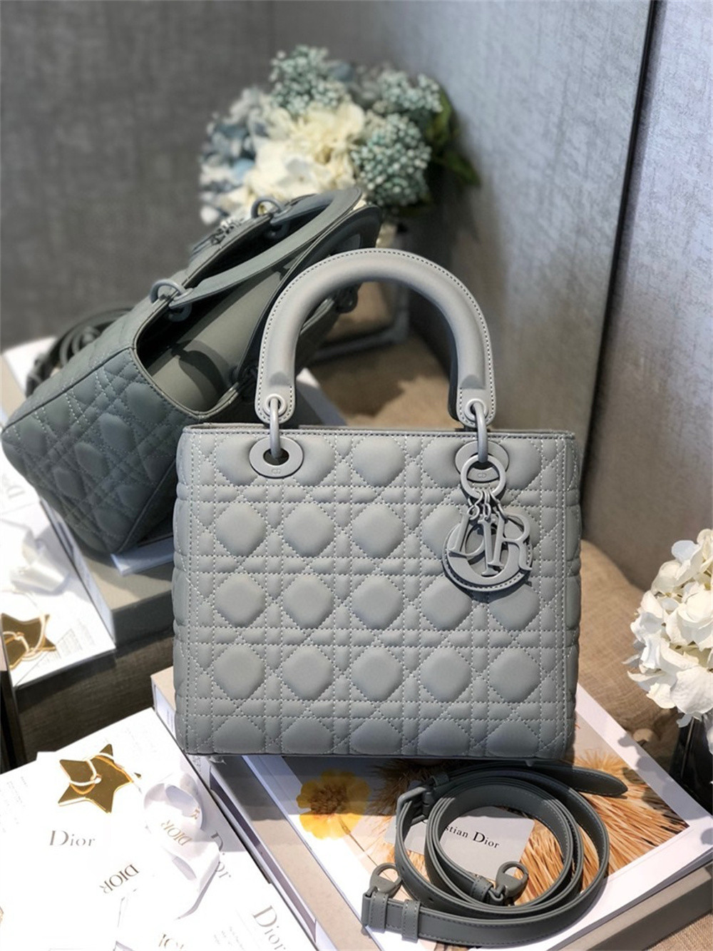Medium Lady D10r Bag 9.5 x 8 x 4.5 inches