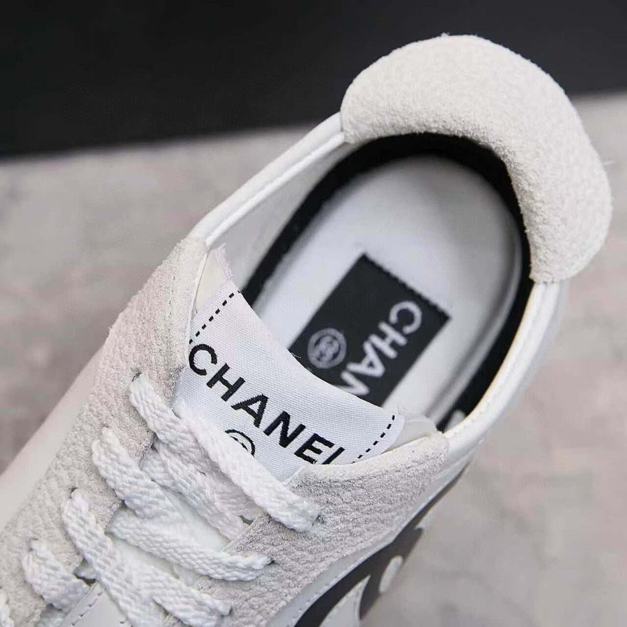 ua Ch**el trainers sneakers