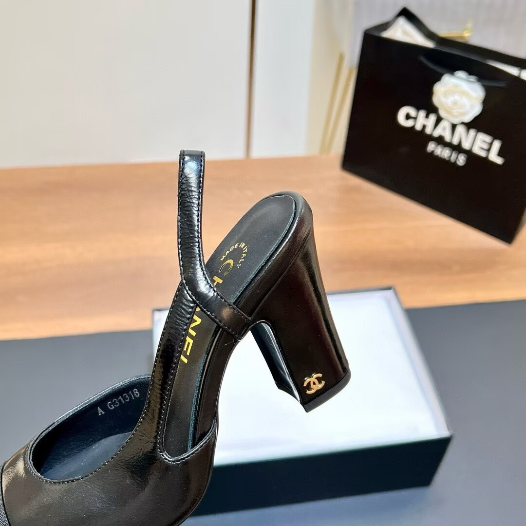 ua Ch**el slingbacks