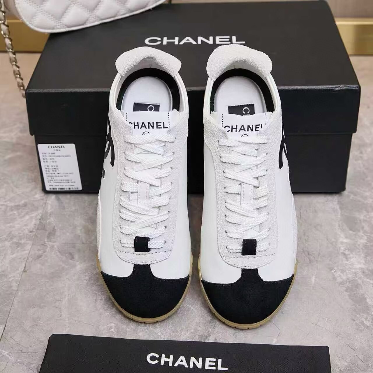 ua Ch**el trainers sneakers