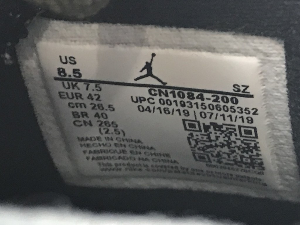 UA TRAVIS SCOTT X AIR JORDAN 6 RETRO
