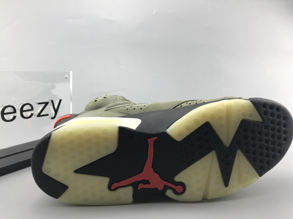 UA TRAVIS SCOTT X AIR JORDAN 6 RETRO