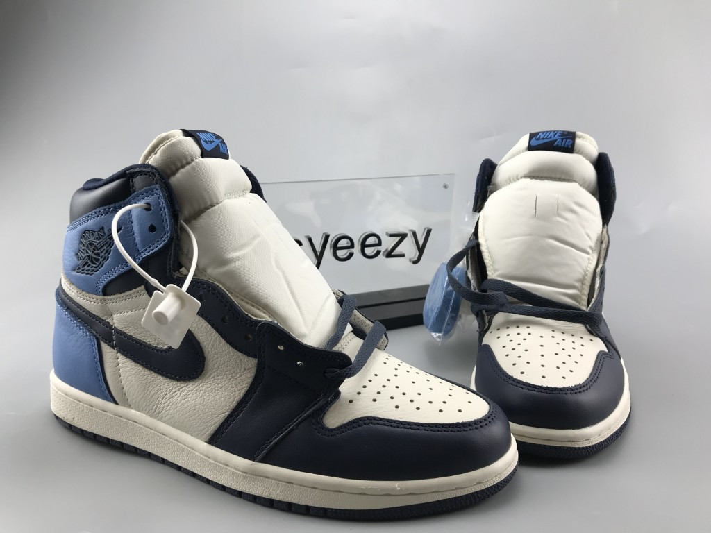 UA AIR JORDAN 1 RETRO HIGH OG