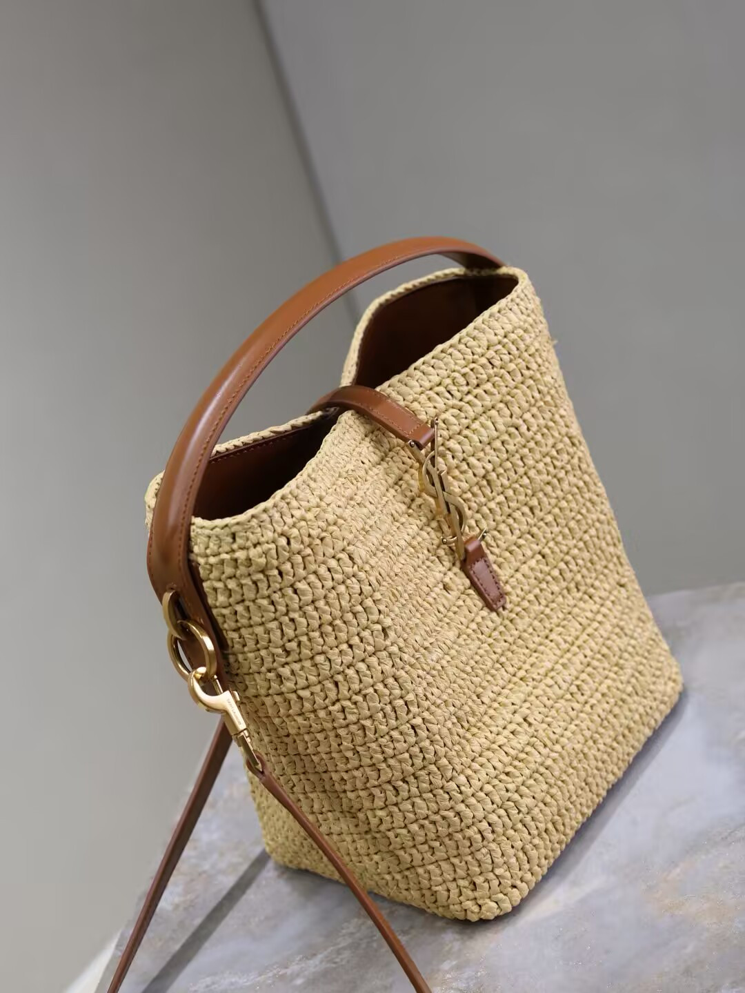 YSL LE 37 (raffia) 17x20x13cm