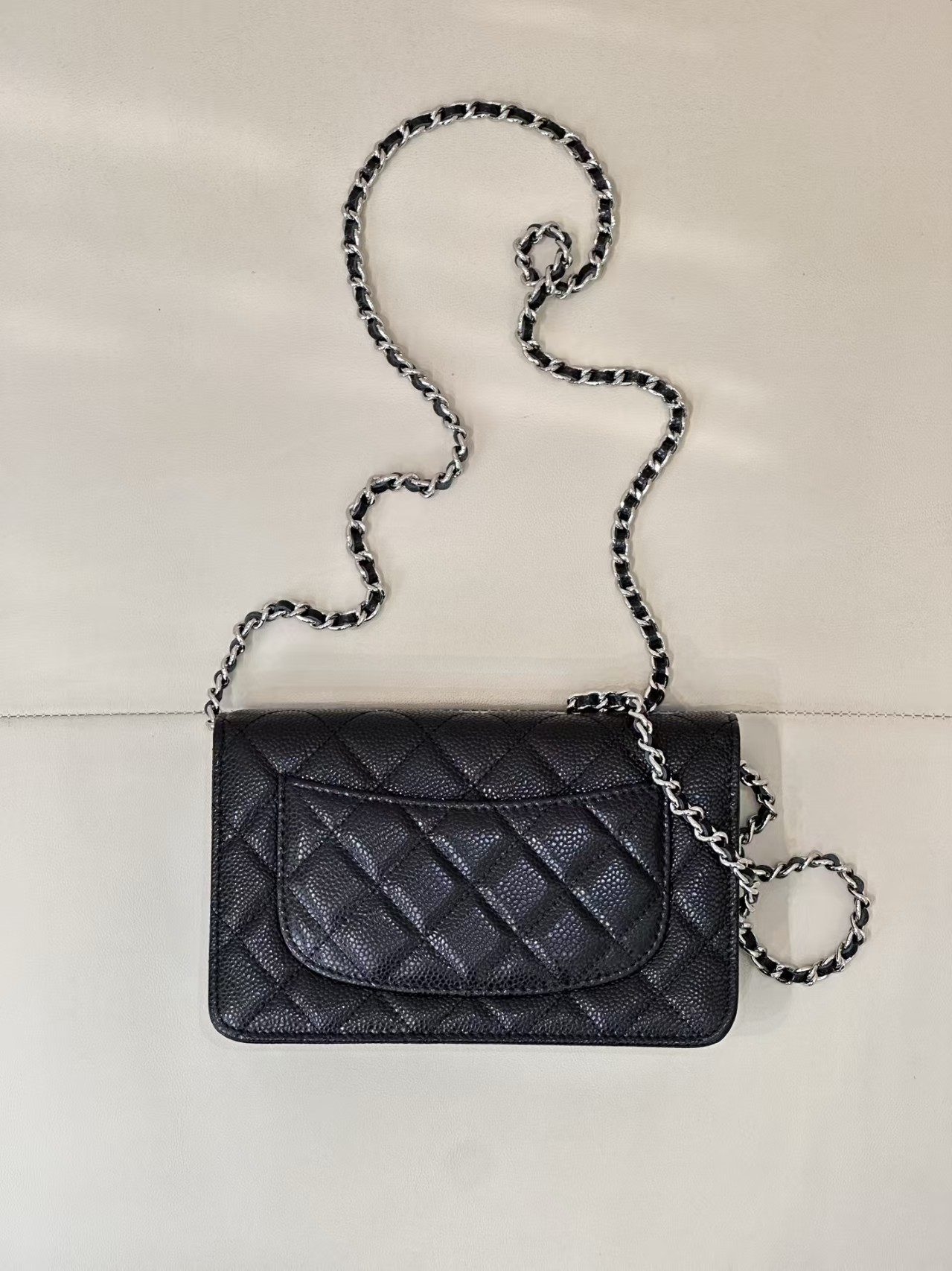 Ch**el WOC CLASSIC WALLET ON CHAIN 13x19cm