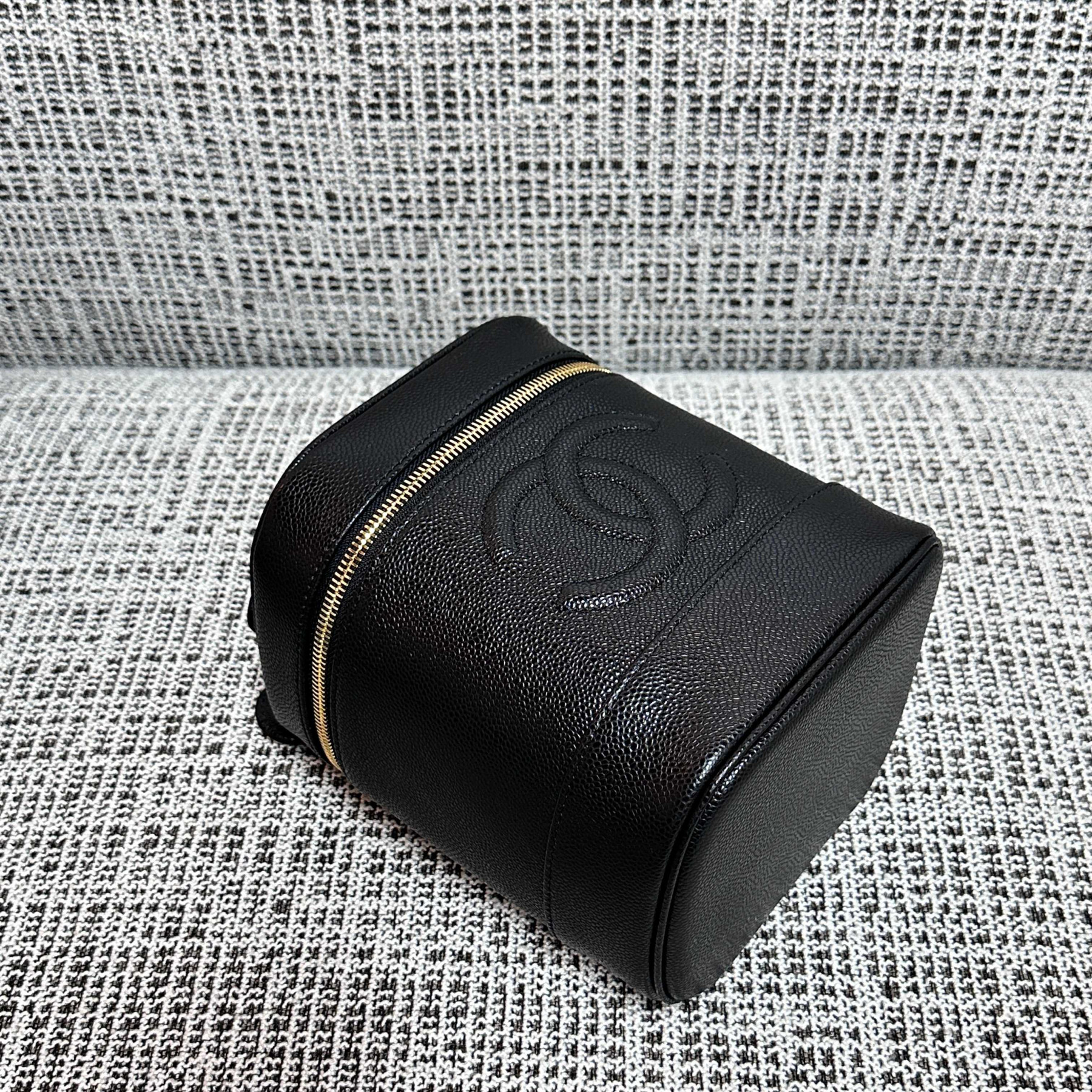 Chanel Vanity Bag 17.5x13x17cm