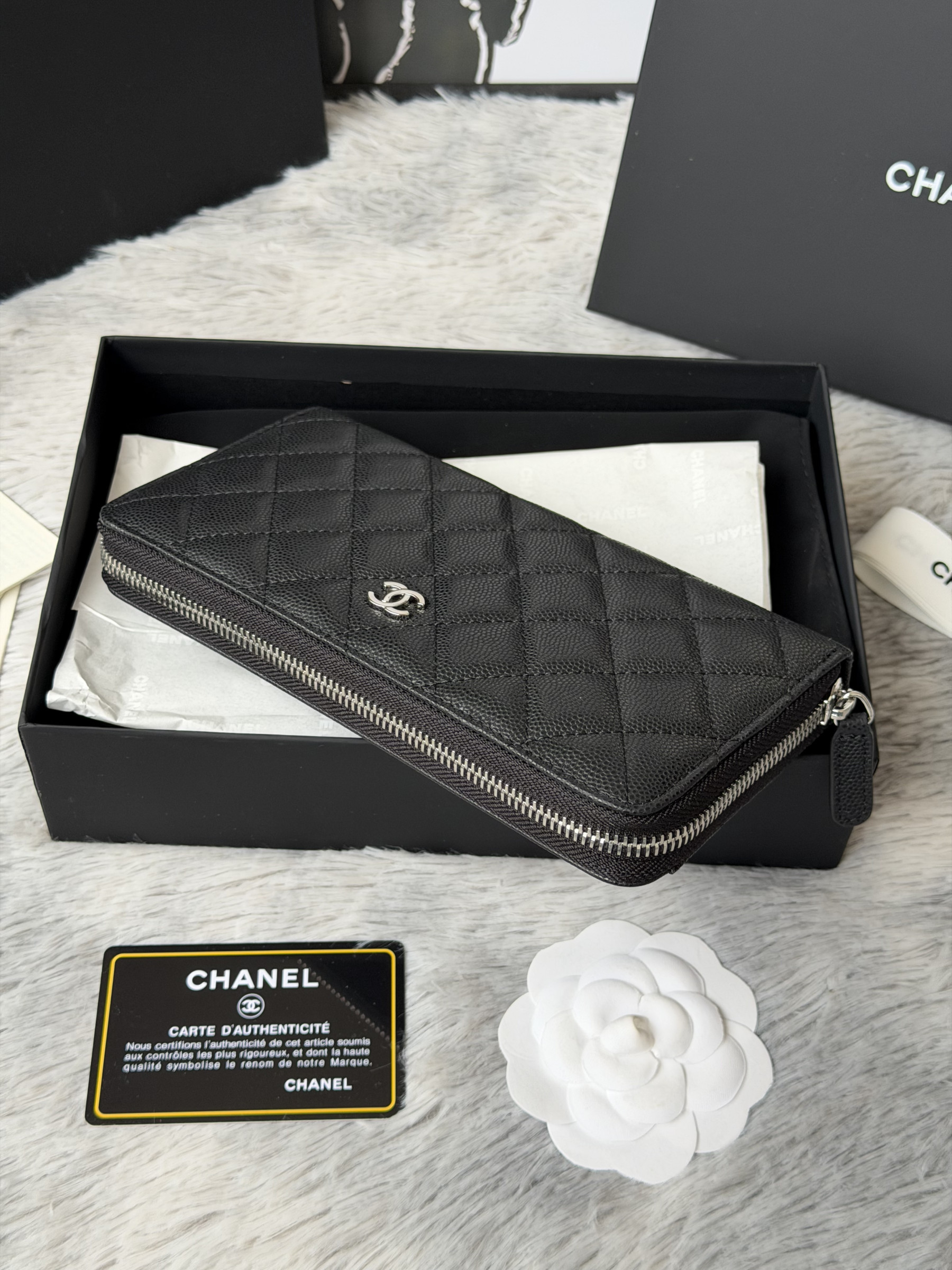 Chanel Zip Around Wallet 80758 10x19x3cm